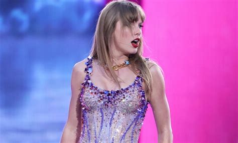 taylor swift versace bodysuit cost|taylor swift current life.